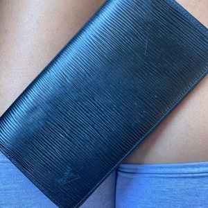 LOUIS VUITTON Epi Porte-Carte Long Wallet